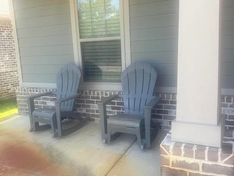1985 Medlin Ct — Photo 2