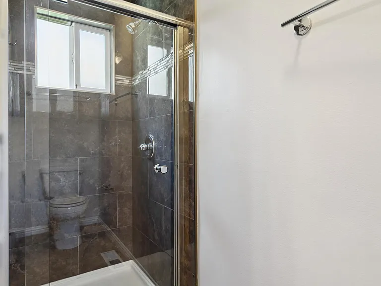 866 Woodland Ct — Photo 35