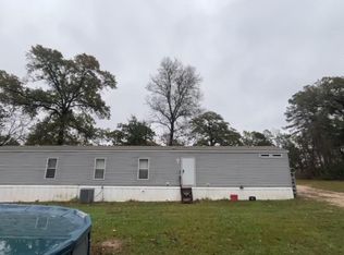 305 Thomas Ln, Trinity, TX 75862