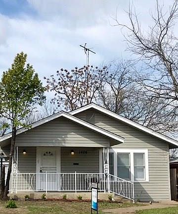 2nd image of 1406 New York Ave