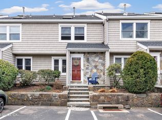 5 Glen St APT 204, Greenwich, CT