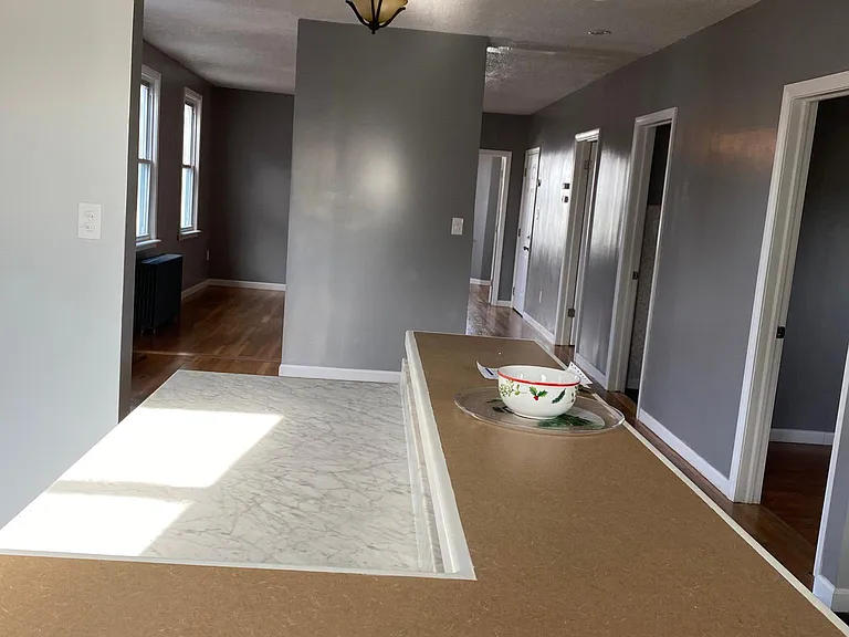 134 Arnold St #2 — Photo 4