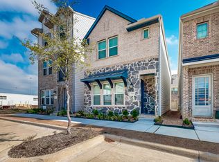 4404 Henderson Ave, North Richland Hills, TX 76180