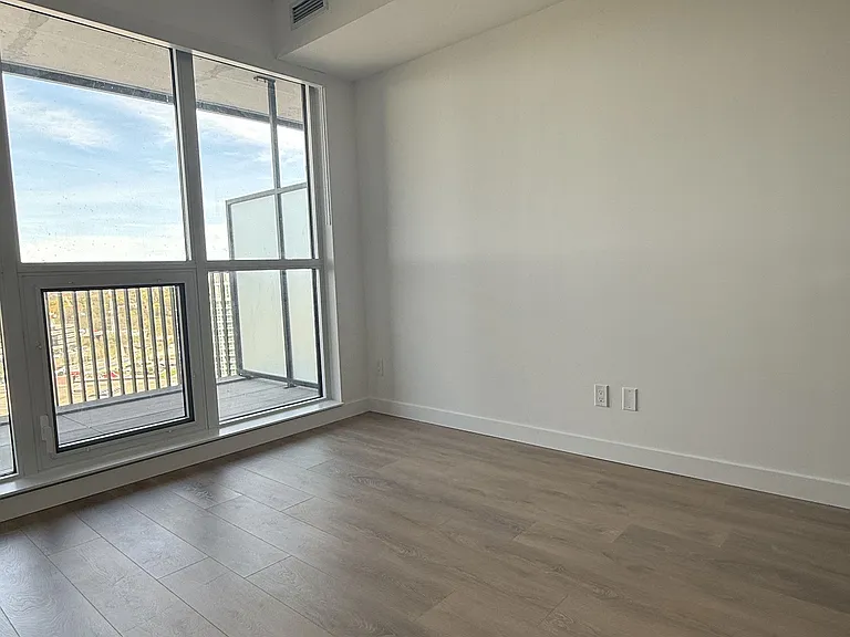 18 Esther Shiner Blvd #1208 — Photo 9