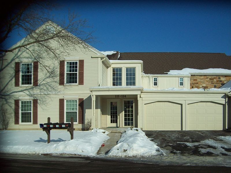 1st image of 113 Dunham Place Cmns