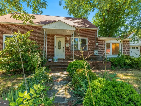 4637 Lacy Ave, Suitland, MD 20746