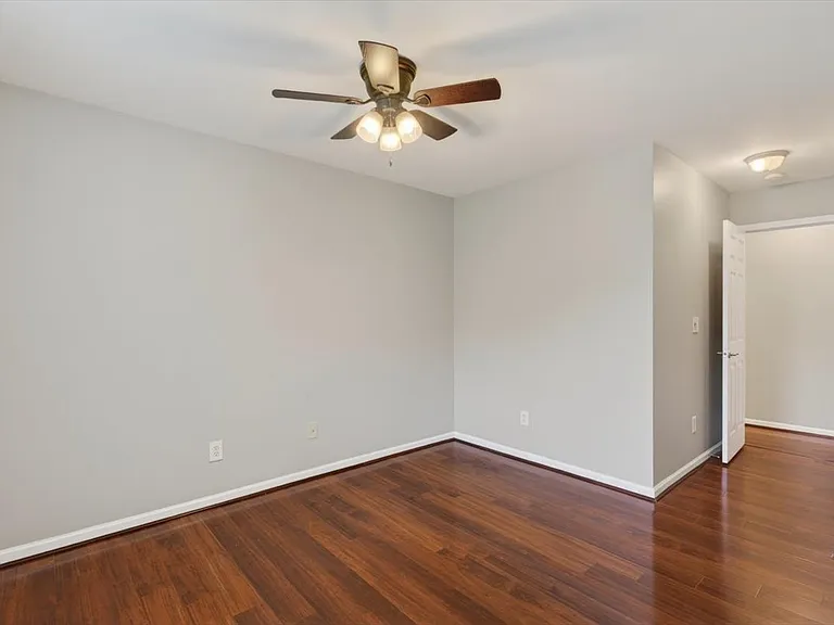 3445 Broadwick St — Photo 14