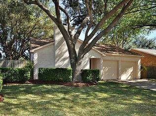 2027 Windy Meadow Dr, Sugar Land, TX 77478