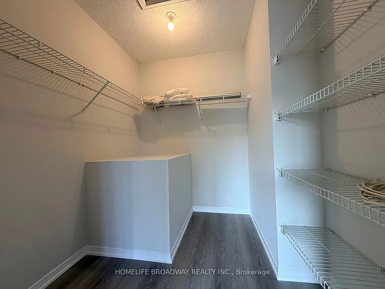 18 Clark Ave W #55 — Photo 16