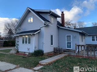 2335 Burton St, Rockford, IL 61103