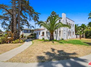 4401 Victoria Park Dr, Los Angeles, CA 90019