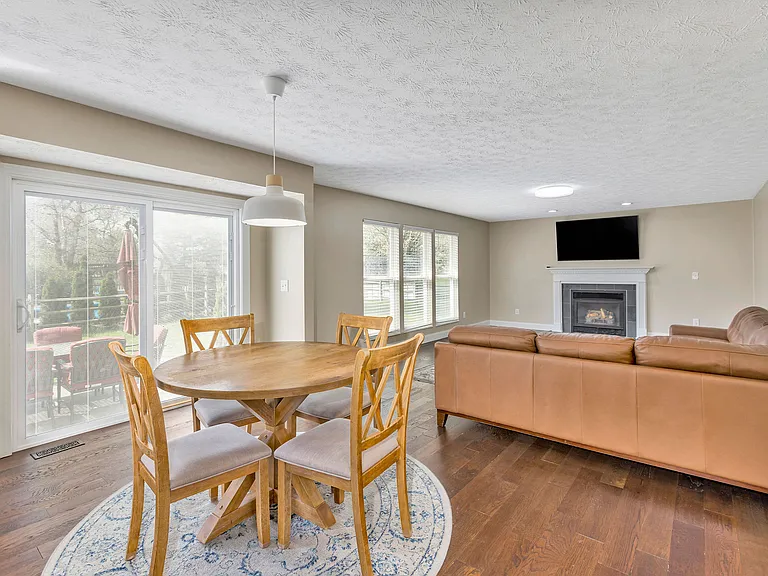 5041 Lexington Ct — Photo 12