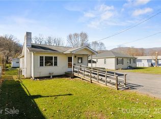 350 Allens Creek Rd, Waynesville, NC 28786