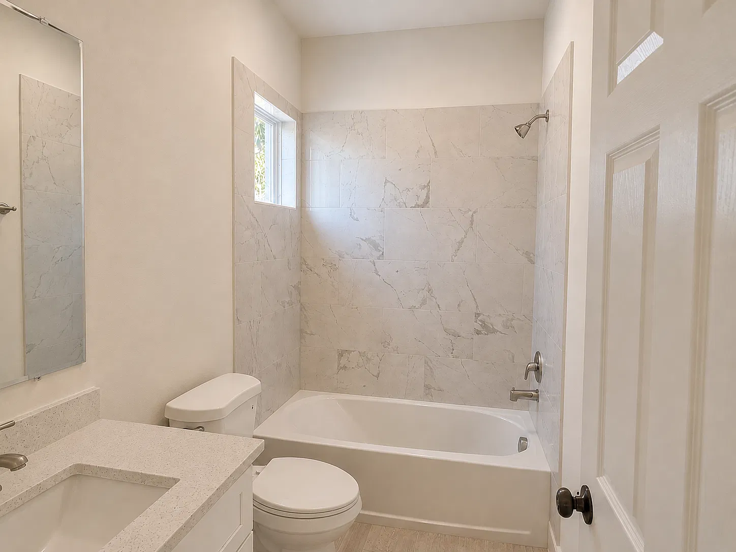 4 bed, 1481 sqft, $2,100 — Photo 4