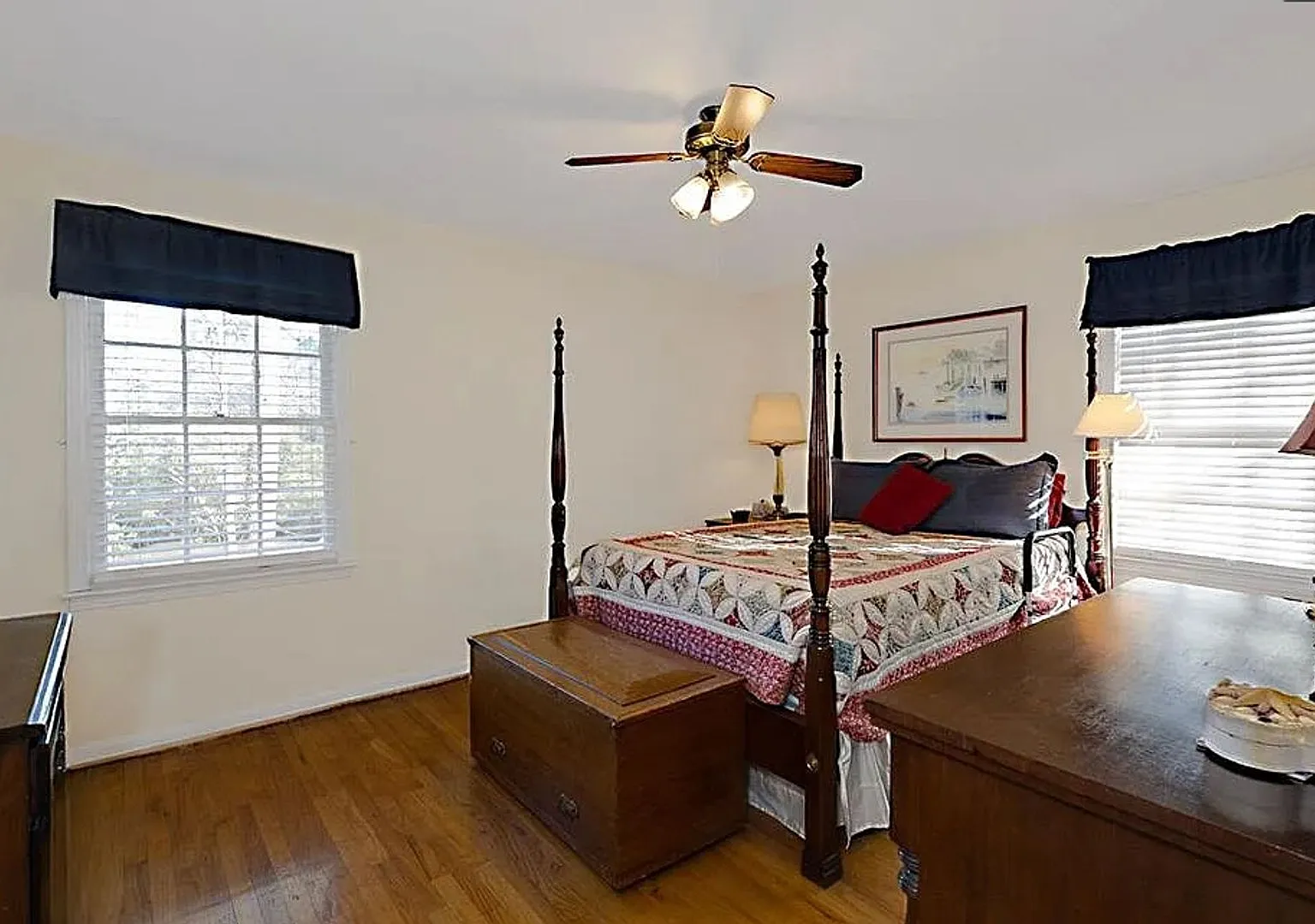 Hilton Heights - Midtown Move-In Special — Photo 3