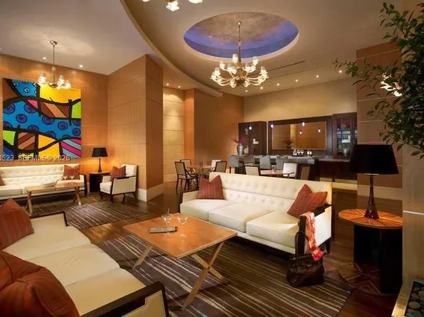 244 Biscayne Blvd APT 250, Miami, FL 33132