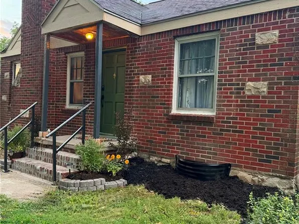 709 N Allen Rd, Independence, MO 64050