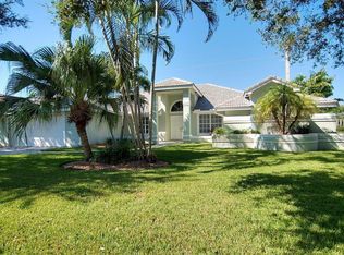 1720 Canterbury Dr, Indialantic, FL 32903