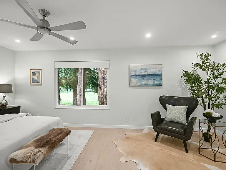 476 Sycamore Cir — Photo 11