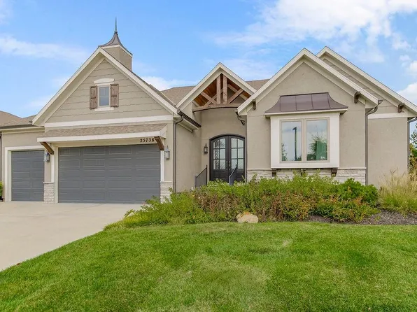 25738 W 96th St, Lenexa, KS 66227