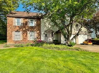 7883 Wildwood Dr, Mentor, OH 44060