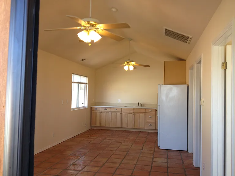 Living/kitchen area