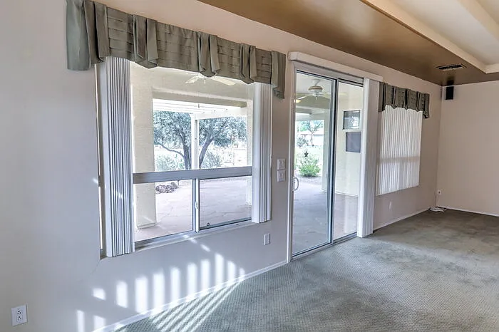 884 N Keyes Rd — Photo 15