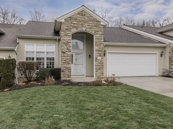 165 Stonecreek Dr, Cleveland, OH 44124