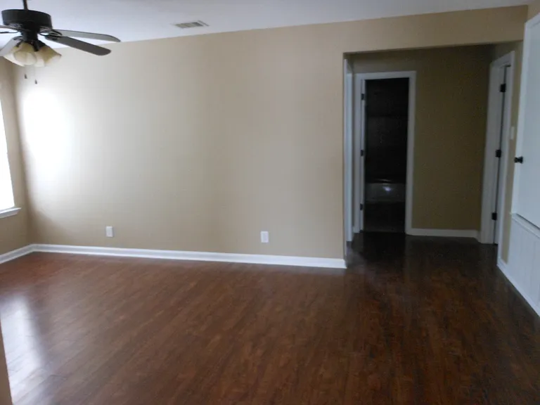 617 San Augustine Blvd — Photo 30