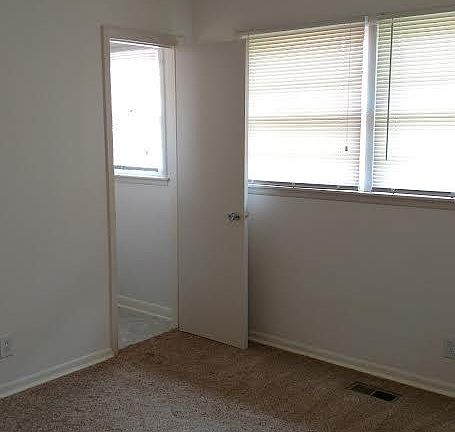 5th image of 317 Jack Coleman Dr NW