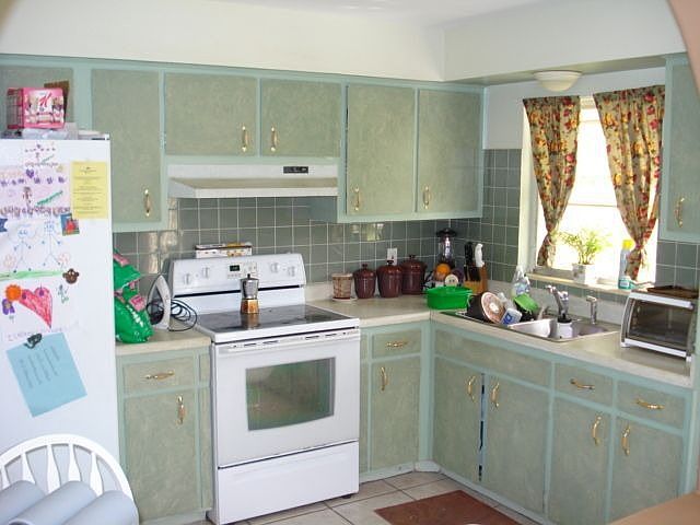 2nd image of 308 E Jersey Rd