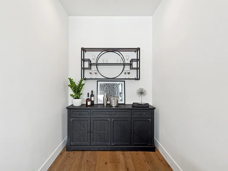 233 Cowboy Dr — Photo 14