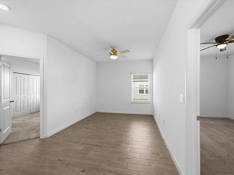 100 Lake Sinclair St — Photo 23