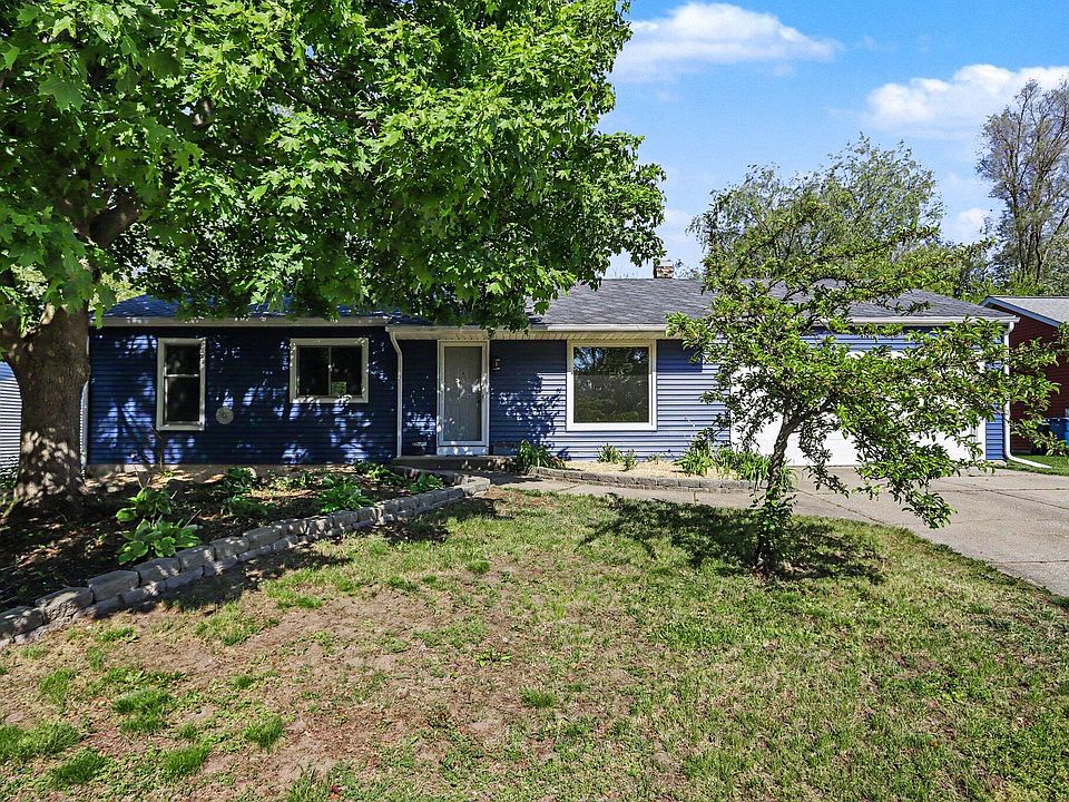 1st image of 34 Thorncroft Ave