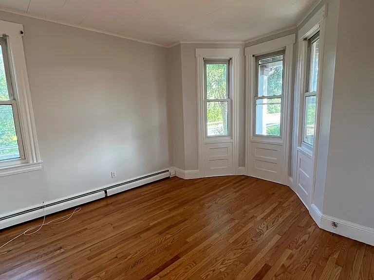 916 Old York Rd — Photo 14