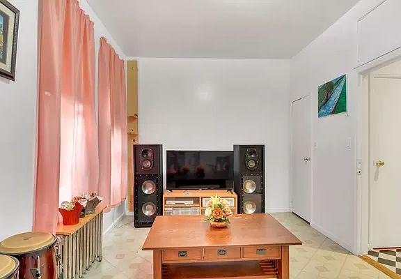 5th image of 522 E 148th St APT 1