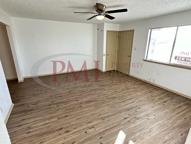 Freedom Flats — Photo 38