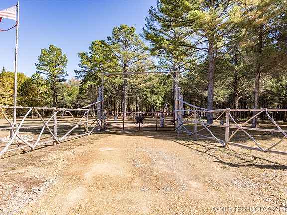 2nd image of 191038 N 4140th Rd