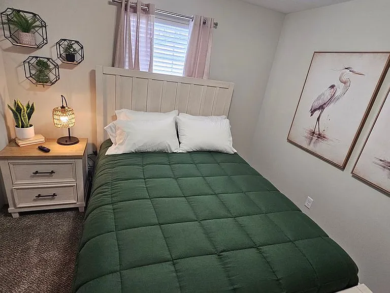 2224 Morris Ave — Photo 36