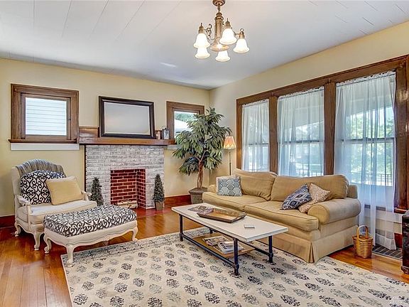 4th image of 2251 Nill Ave