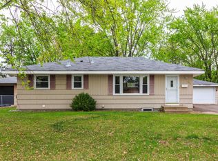 6136 Regent Ave N, Brooklyn Center, MN 55429