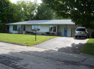 223 N Elgin Ave, Sturgeon Bay, WI 54235
