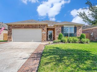 1607 Cavallo Pass Ln, League City, TX 77573