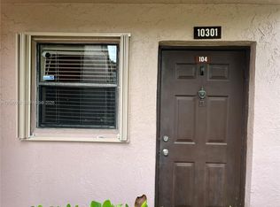 Fairview At Pembroke Poin, Pembroke Pines, FL 33026