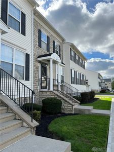 380 Oxford Oak Dr, Blacklick, OH, 43004