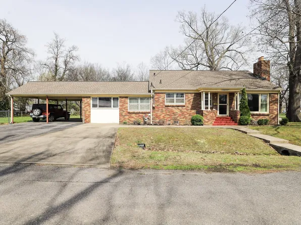 1945 B St, Paducah, KY 42003
