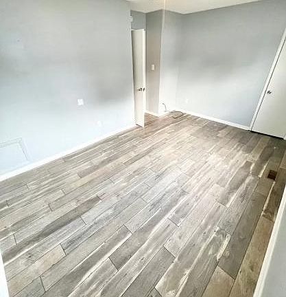 3rd image of 2139 Kimball Cir