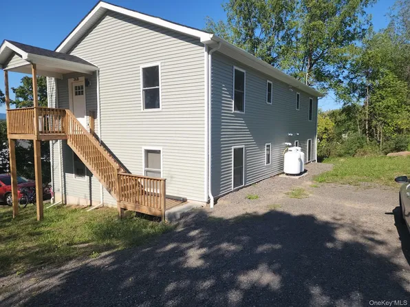25 HIGHLAND Avenue, Kerhonkson, NY 12446