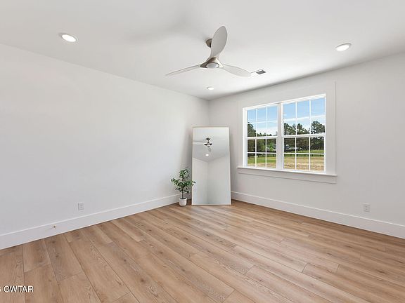 44th image of 60 Proctor Rd
