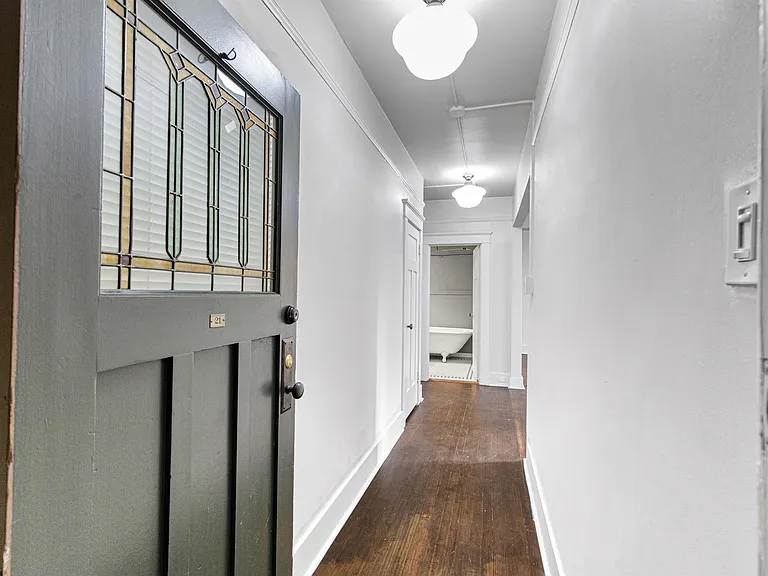 304 Bell St #21 — Photo 15